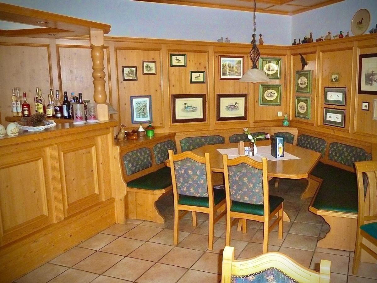 Meister BÄR HOTEL Wettiner Hof Glauchau Exterior foto